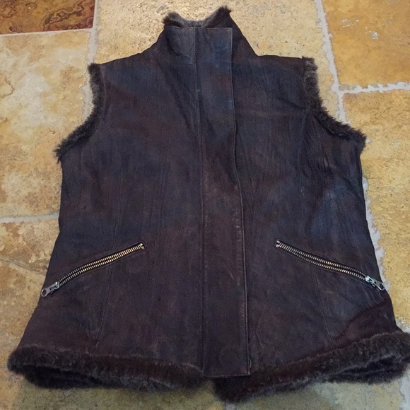 In Suede Leather vest Supersoft faux fur trim snaps/zippers - Picture 3 of 8